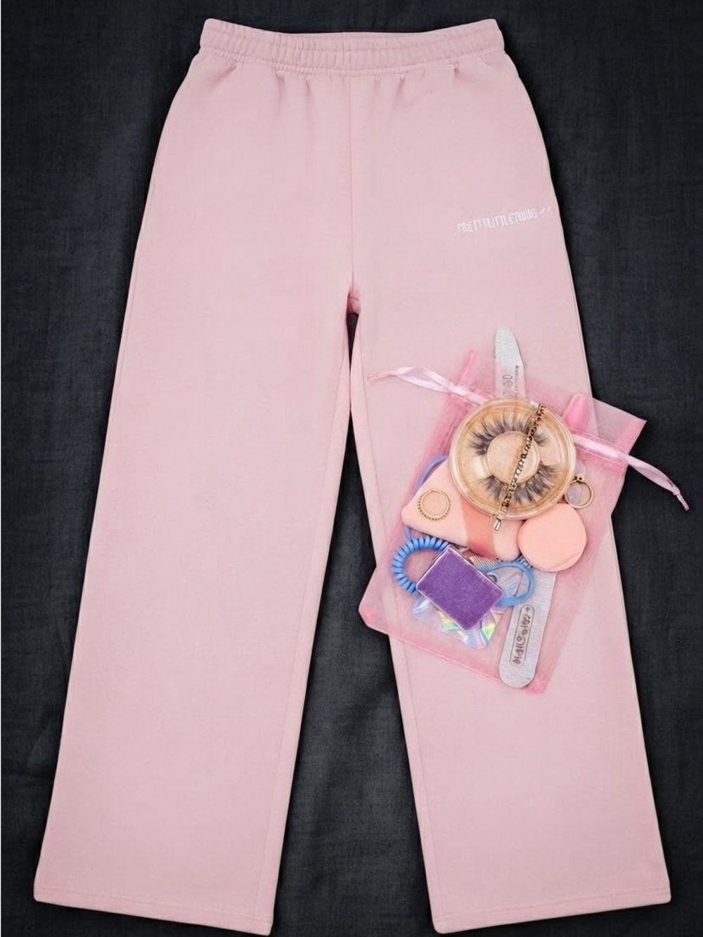 PrettyLittleThing  Pink Wide Leg Sweatpants & beauty gift bag